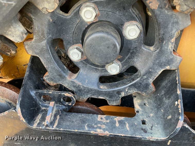 image for item DQ5769 2015 Vermeer SC30TX  stump grinder