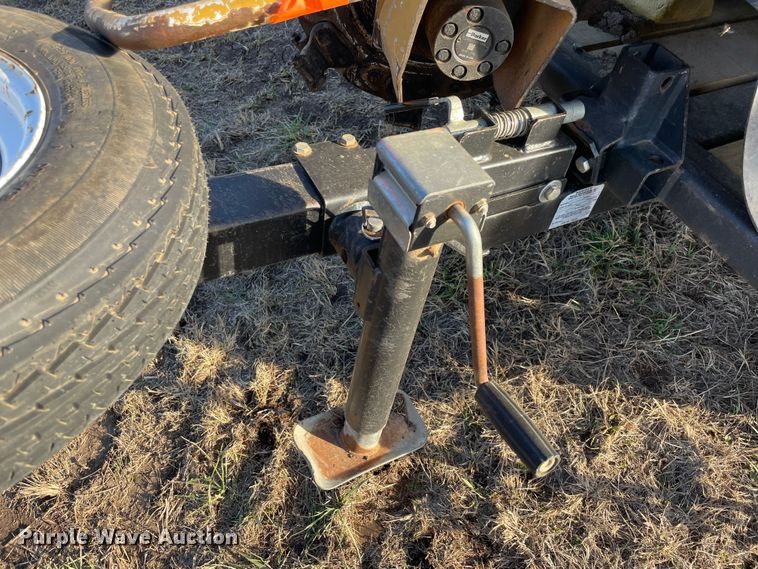 image for item DQ5769 2015 Vermeer SC30TX  stump grinder