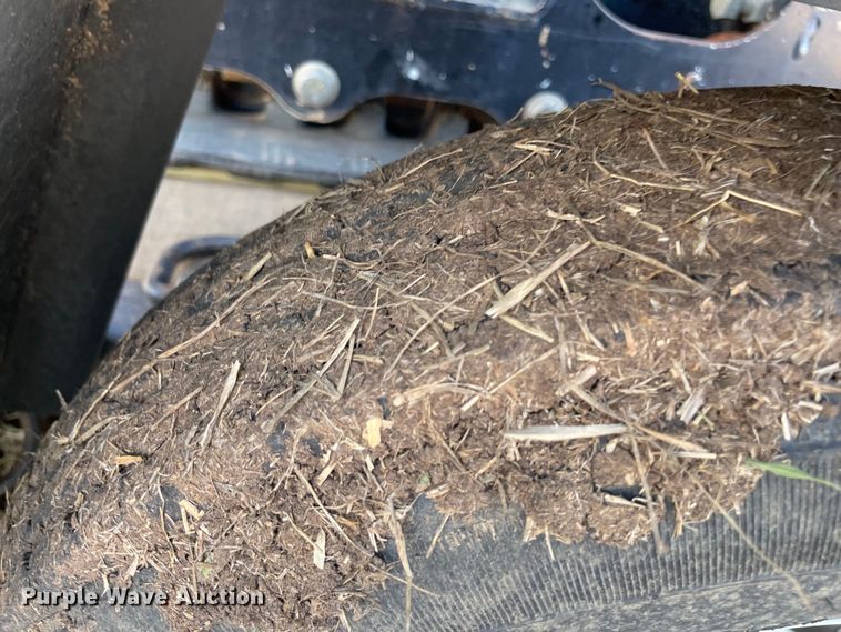 image for item DQ5769 2015 Vermeer SC30TX  stump grinder