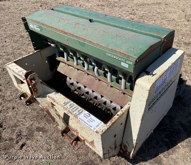 image for item DQ5770 Emerge-Plus Greenscape 600  seeder