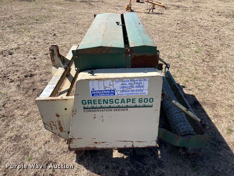 image for item DQ5770 Emerge-Plus Greenscape 600  seeder
