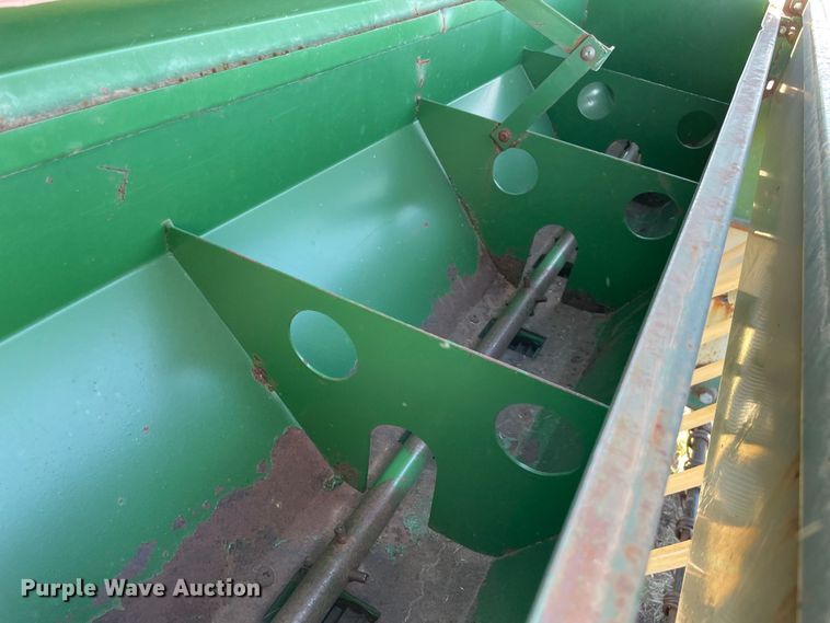 image for item DQ5770 Emerge-Plus Greenscape 600  seeder