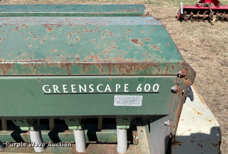 image for item DQ5770 Emerge-Plus Greenscape 600  seeder