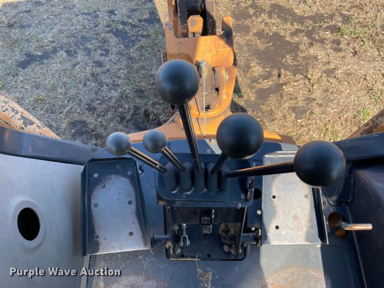 image for item DQ5772 2007 Case 580M Series II  backhoe