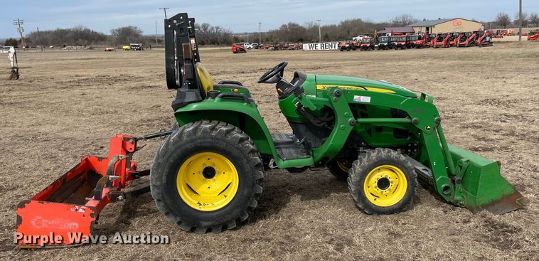 image for item DQ5773 2009 John Deere 3038E  MFWD tractor