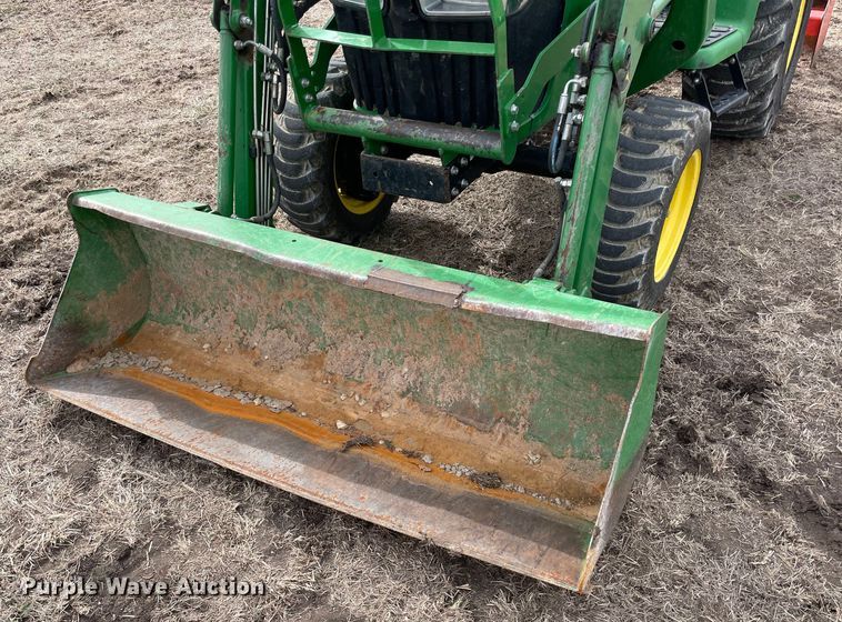 image for item DQ5773 2009 John Deere 3038E  MFWD tractor