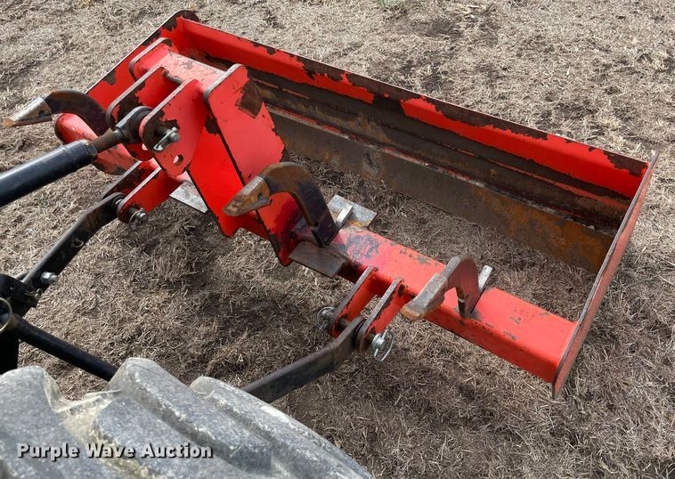 image for item DQ5773 2009 John Deere 3038E  MFWD tractor