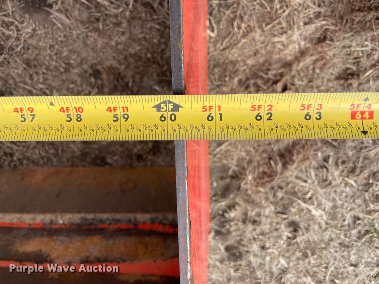 image for item DQ5773 2009 John Deere 3038E  MFWD tractor