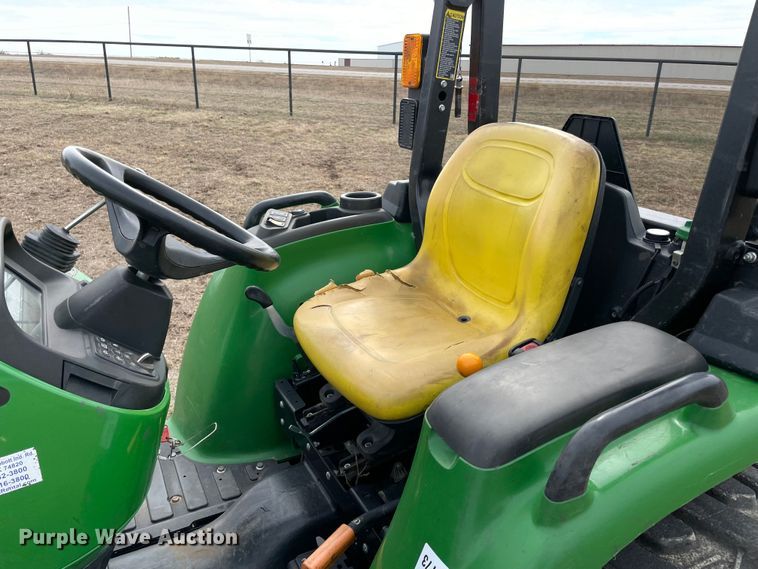 image for item DQ5773 2009 John Deere 3038E  MFWD tractor