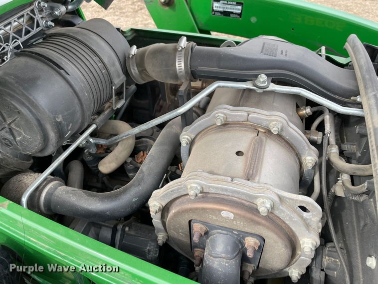 image for item DQ5773 2009 John Deere 3038E  MFWD tractor