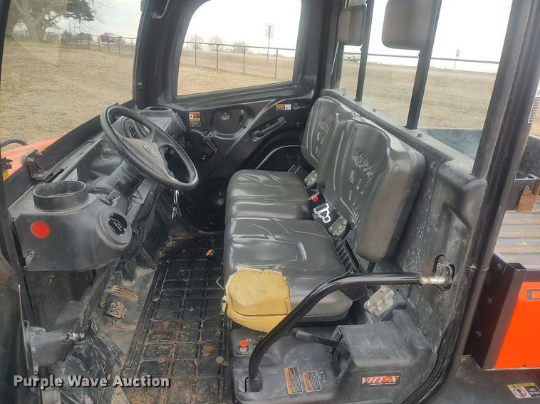 image for item DQ5774 2019 Kubota RTV-X1100C  utility vehicle