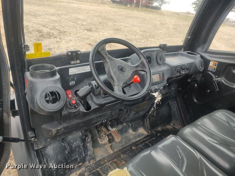 image for item DQ5774 2019 Kubota RTV-X1100C  utility vehicle