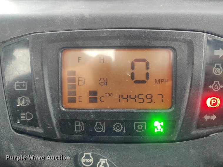 image for item DQ5774 2019 Kubota RTV-X1100C  utility vehicle