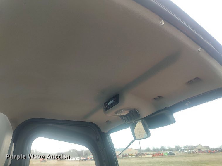 image for item DQ5774 2019 Kubota RTV-X1100C  utility vehicle