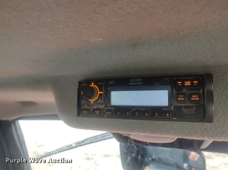 image for item DQ5774 2019 Kubota RTV-X1100C  utility vehicle