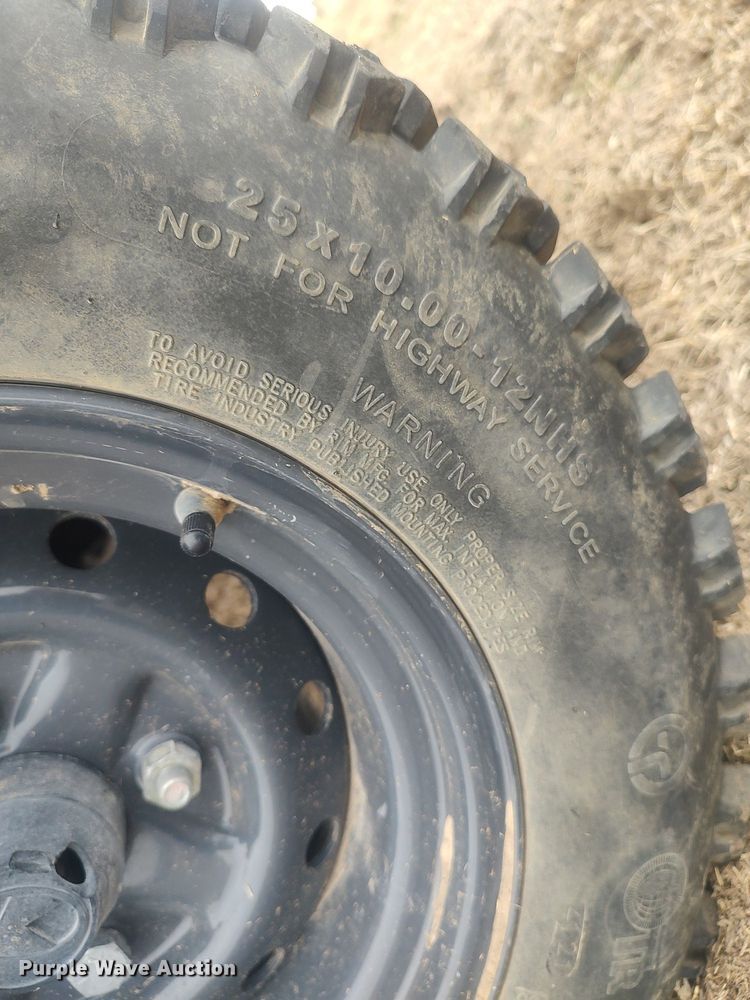 image for item DQ5774 2019 Kubota RTV-X1100C  utility vehicle