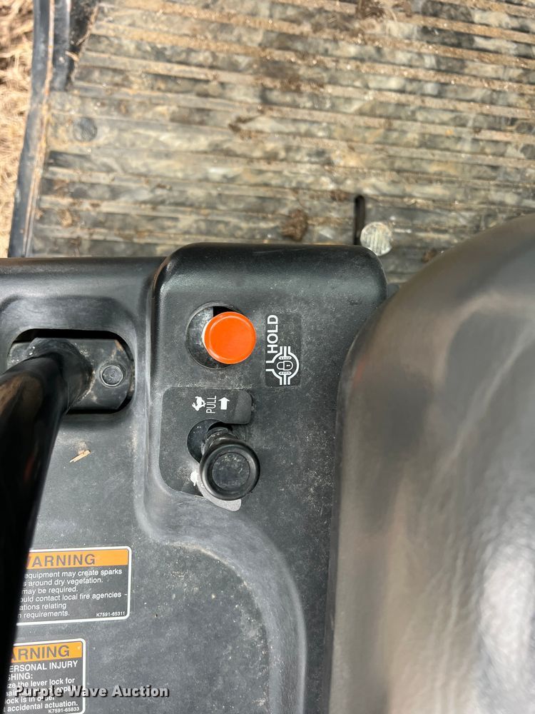 image for item DQ5776 2018 Kubota RTV-X1100C  utility vehicle