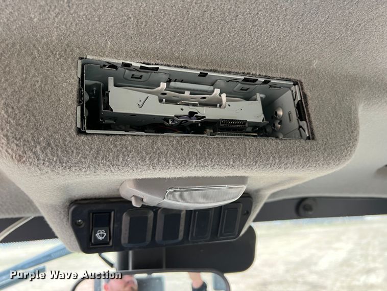 image for item DQ5776 2018 Kubota RTV-X1100C  utility vehicle