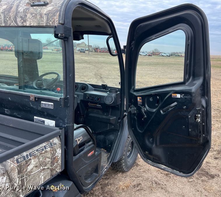 image for item DQ5776 2018 Kubota RTV-X1100C  utility vehicle