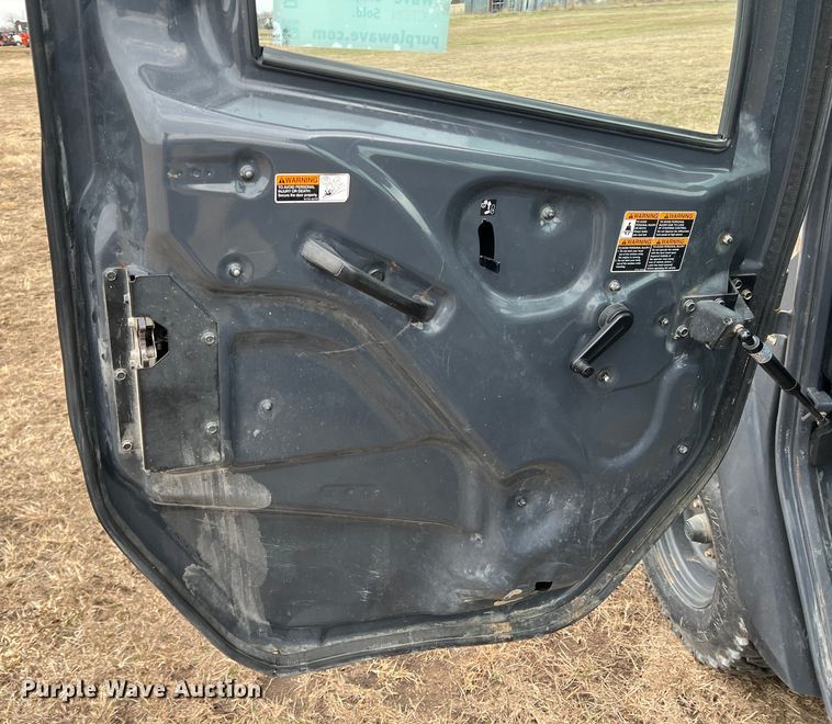 image for item DQ5777 2015 Kubota RTV-X1100C  utility vehicle