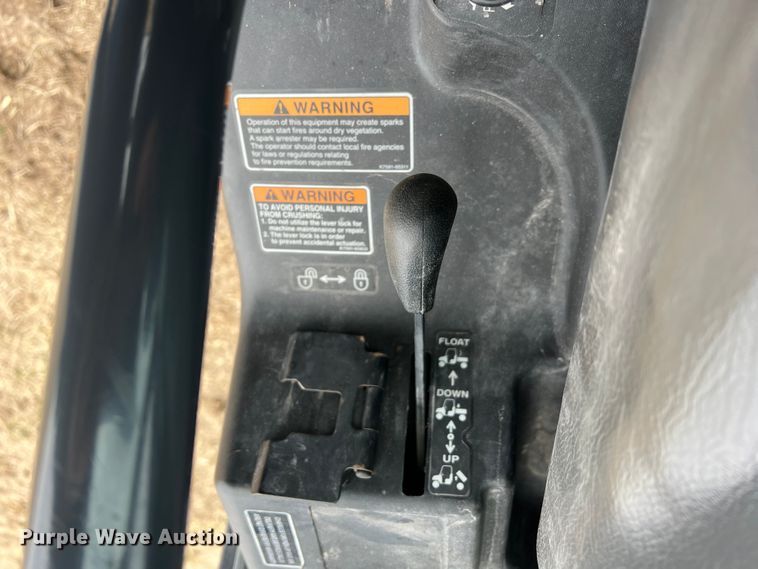 image for item DQ5777 2015 Kubota RTV-X1100C  utility vehicle