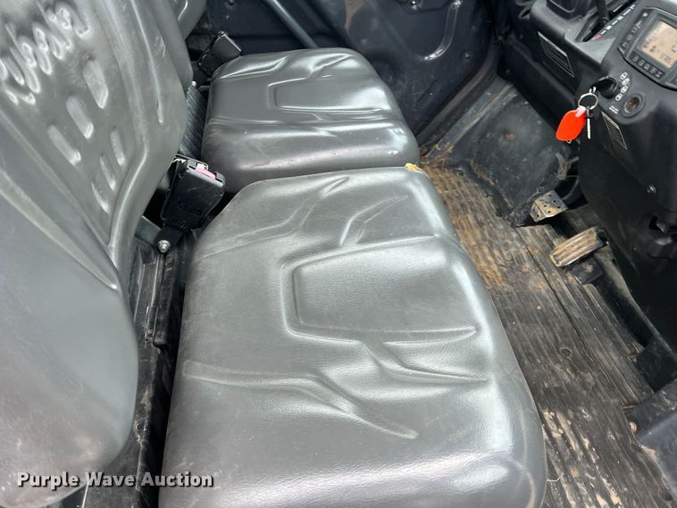 image for item DQ5777 2015 Kubota RTV-X1100C  utility vehicle