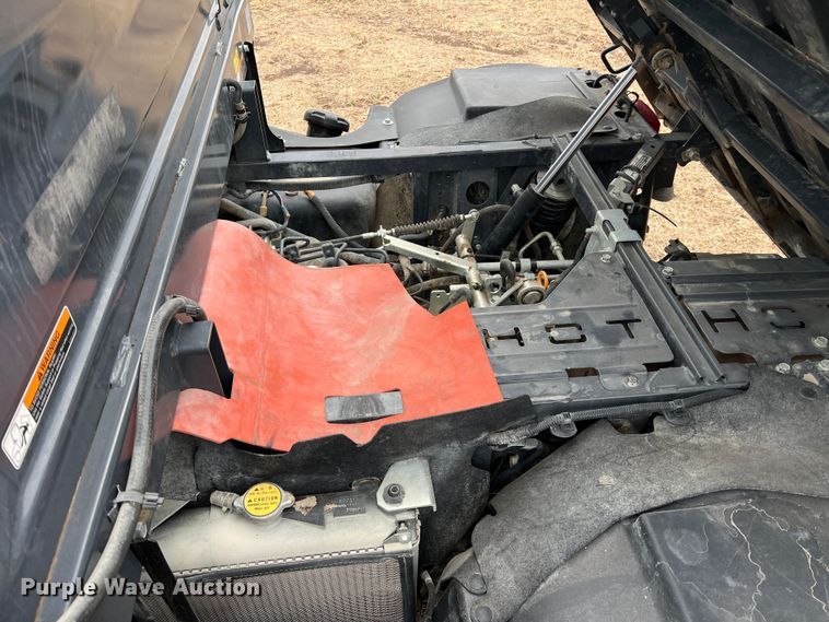 image for item DQ5777 2015 Kubota RTV-X1100C  utility vehicle