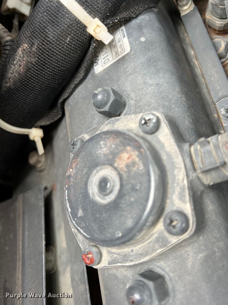 image for item DQ5777 2015 Kubota RTV-X1100C  utility vehicle