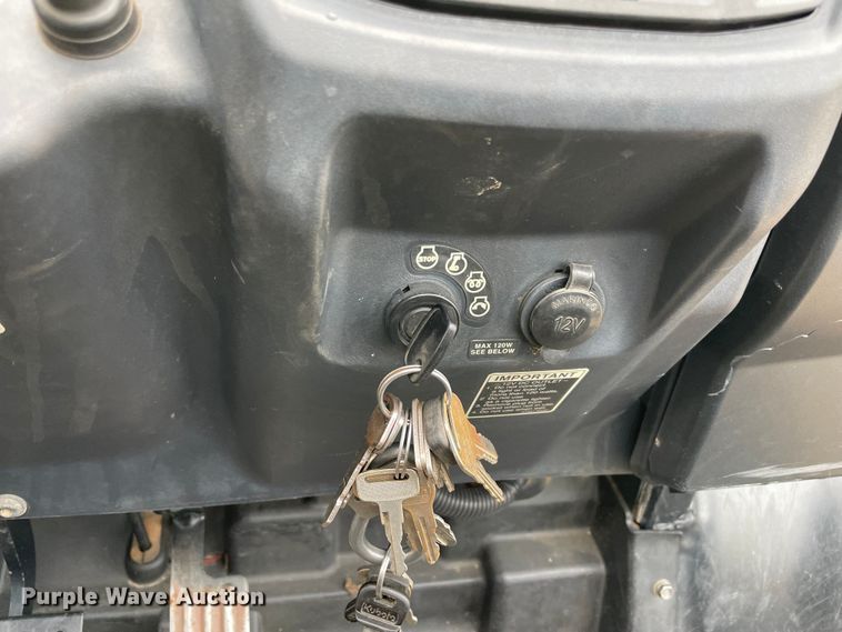 image for item DQ5778 2017 Kubota RTV-X900  utility vehicle