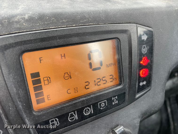 image for item DQ5779 2020 Kubota RTV-X1100C  utility vehicle