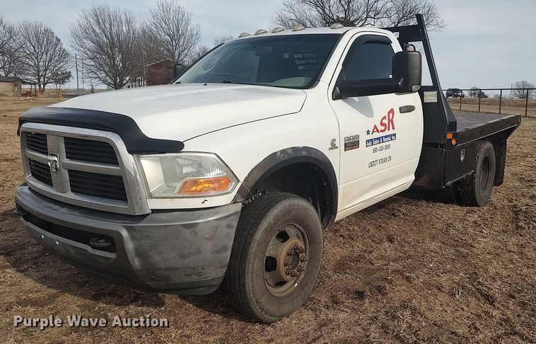 image for item DQ5780 2011 Dodge Ram 3500HD  flatbed pickup truck