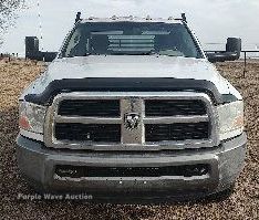 image for item DQ5780 2011 Dodge Ram 3500HD  flatbed pickup truck