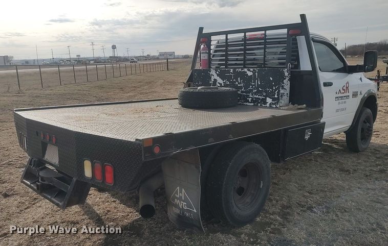 image for item DQ5780 2011 Dodge Ram 3500HD  flatbed pickup truck