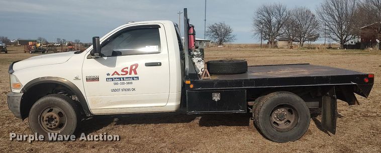 image for item DQ5780 2011 Dodge Ram 3500HD  flatbed pickup truck