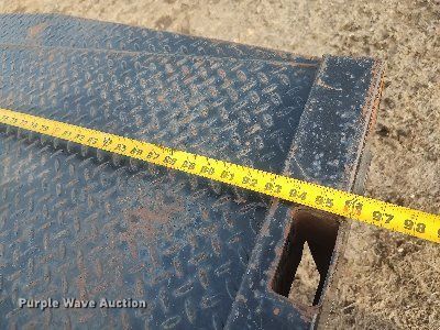 image for item DQ5780 2011 Dodge Ram 3500HD  flatbed pickup truck