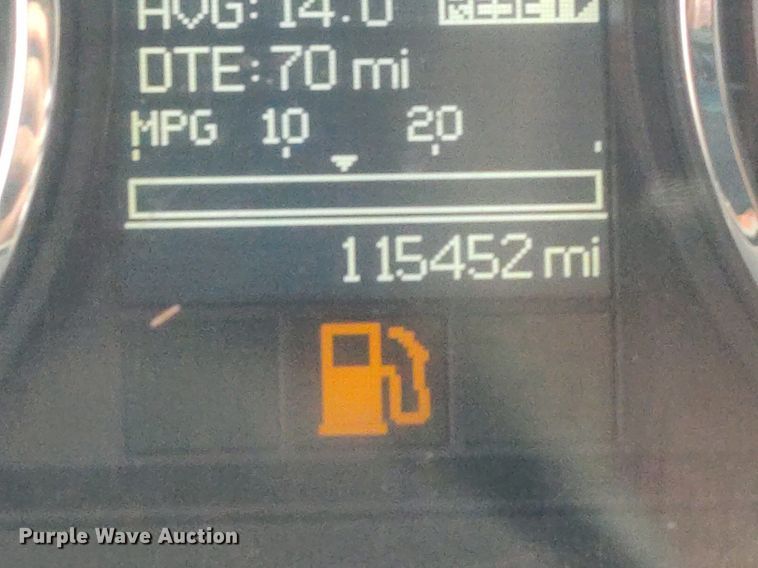 image for item DQ5780 2011 Dodge Ram 3500HD  flatbed pickup truck