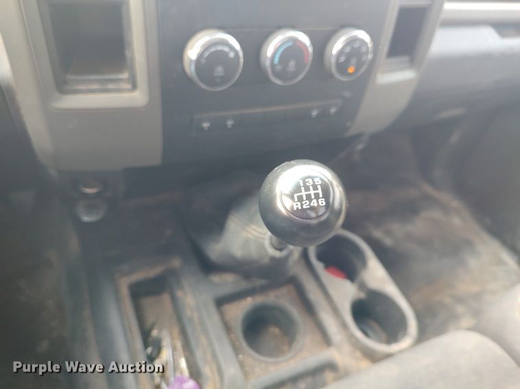 image for item DQ5780 2011 Dodge Ram 3500HD  flatbed pickup truck