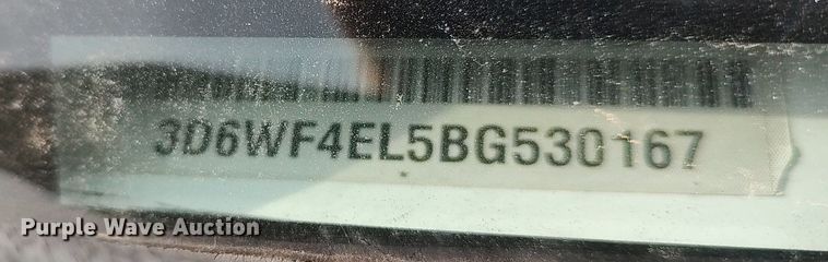 image for item DQ5780 2011 Dodge Ram 3500HD  flatbed pickup truck