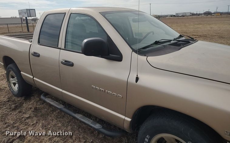 image for item DQ5781 2003 Dodge Ram 1500  Quad Cab pickup truck