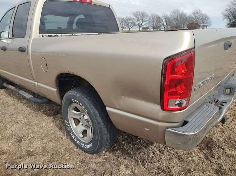 image for item DQ5781 2003 Dodge Ram 1500  Quad Cab pickup truck