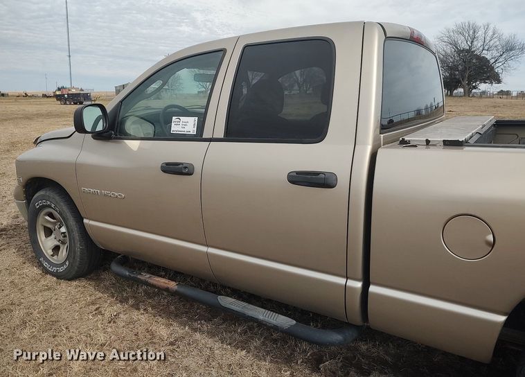 image for item DQ5781 2003 Dodge Ram 1500  Quad Cab pickup truck