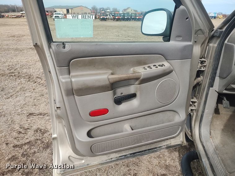 image for item DQ5781 2003 Dodge Ram 1500  Quad Cab pickup truck