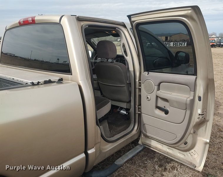 image for item DQ5781 2003 Dodge Ram 1500  Quad Cab pickup truck