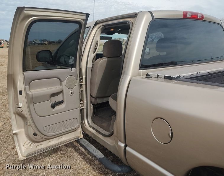 image for item DQ5781 2003 Dodge Ram 1500  Quad Cab pickup truck