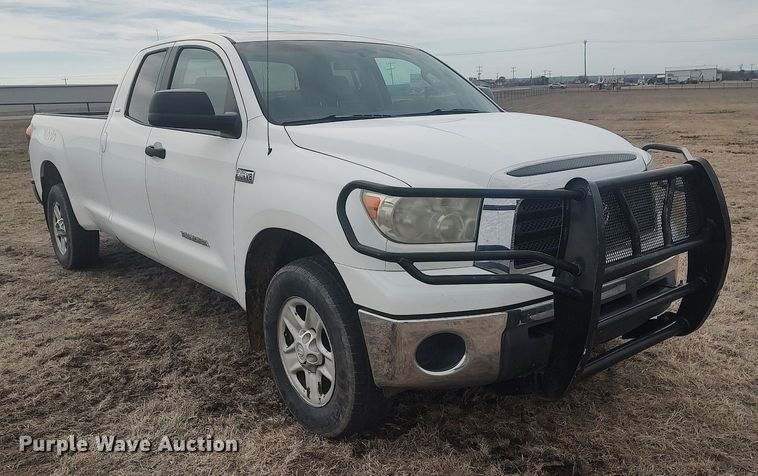 image for item DQ5782 2007 Toyota Tundra  Double Cab pickup truck