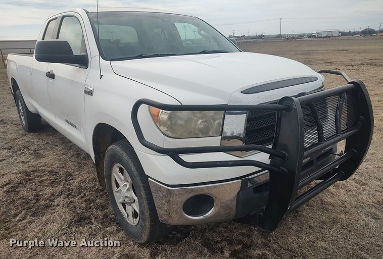 image for item DQ5782 2007 Toyota Tundra  Double Cab pickup truck