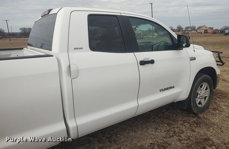 image for item DQ5782 2007 Toyota Tundra  Double Cab pickup truck