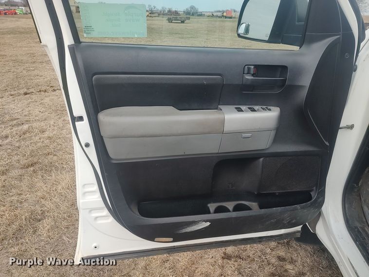 image for item DQ5782 2007 Toyota Tundra  Double Cab pickup truck