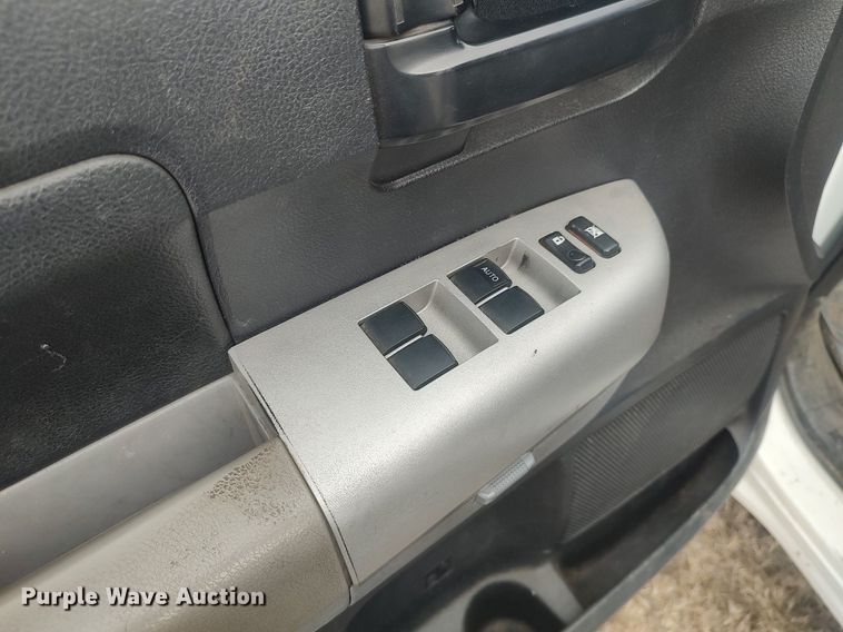 image for item DQ5782 2007 Toyota Tundra  Double Cab pickup truck