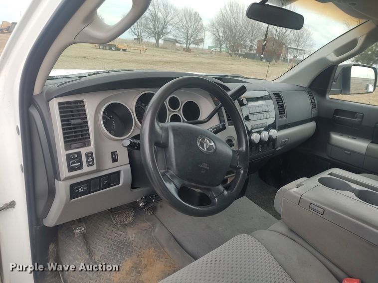 image for item DQ5782 2007 Toyota Tundra  Double Cab pickup truck